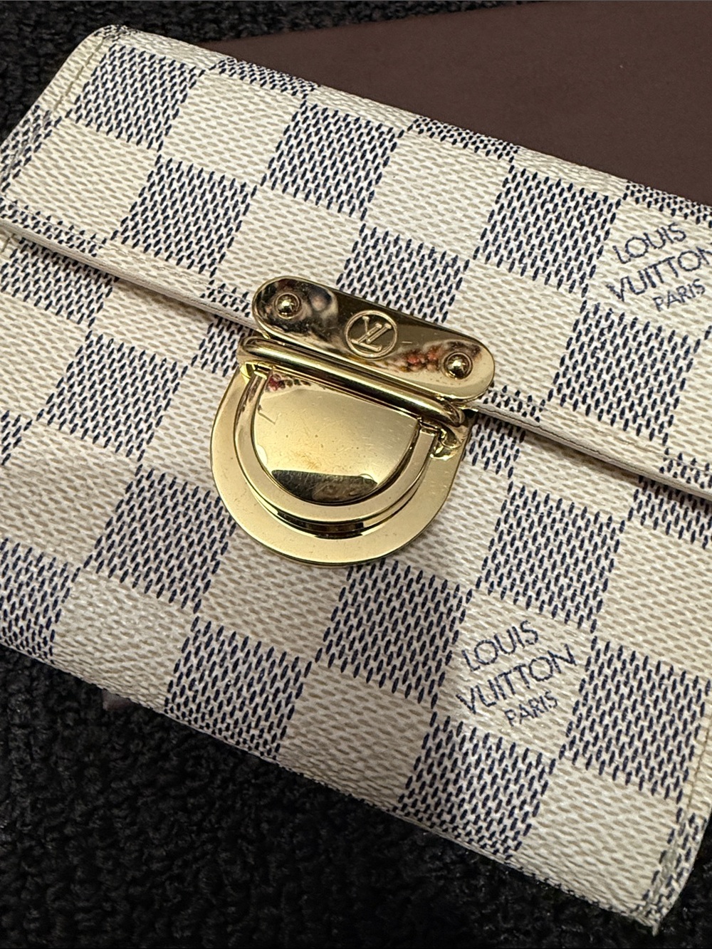 Louis Vuitton Damier Azur koala wallet - Picture 11 of 11